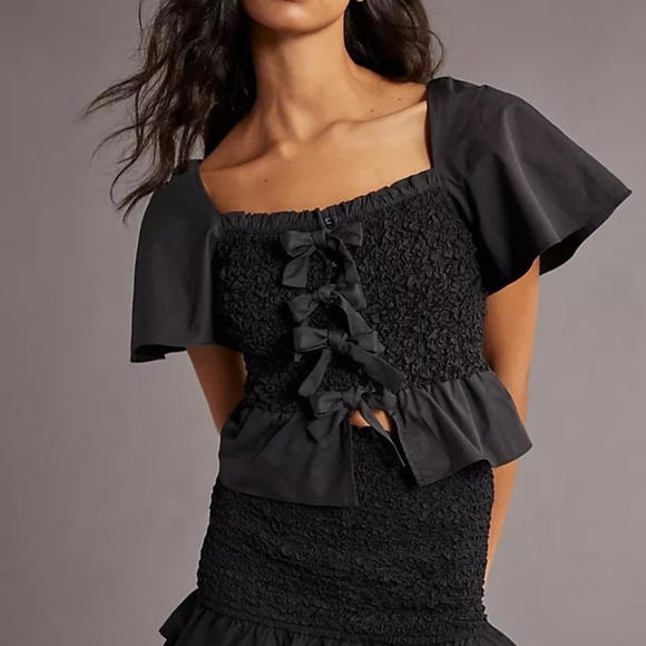 Anthropologie Tops - Anthropologie Black Flutter Sleeve Cropped Top
